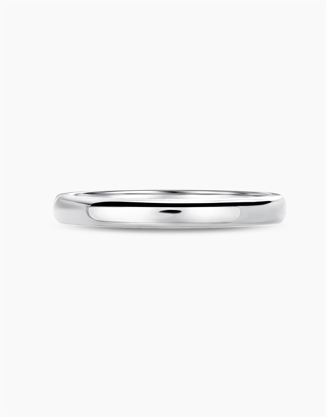 LVC men ring in 14k white gold curate with minimalism and timelessness in mind