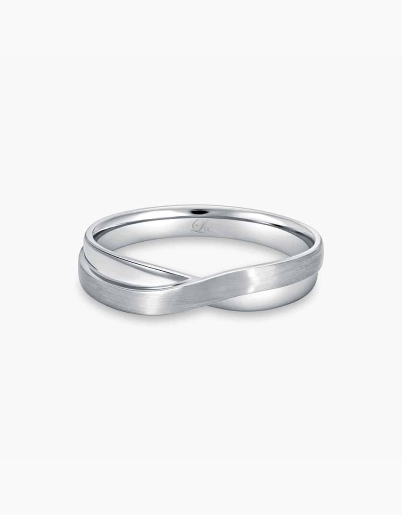 LVC men wedding ring in white gold designed with a combination of two materials in one band