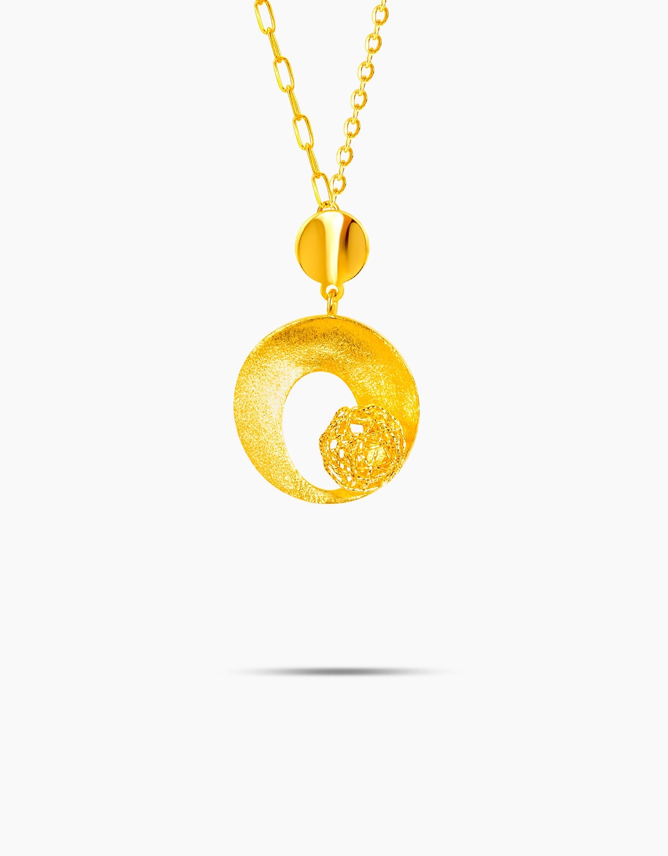 LVC necklace in 999 gold crafted with a golden halo