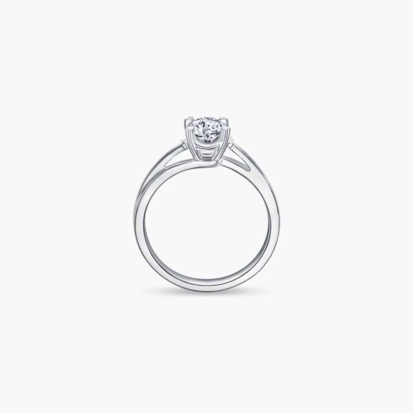 LVC ENDEAR DIAMOND ENGAGEMENT RING WITH HEART SHAPED PRONGS an engagement ring in 18k white gold with mined diamond 订婚 戒指 钻石 戒指 cincin diamond