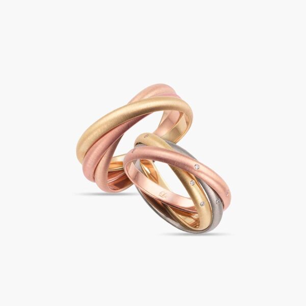 LVC SOLEIL TRINITY WEDDING BAND IN YELLOW WHITE AND ROSE GOLD WITH SATIN FINISH a set of wedding bands with diamonds 钻石 戒指 cincin diamond