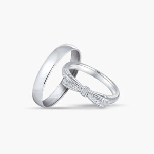 LVC Noeud Straight Wedding Band & Wedding Ring set in White Gold with Diamonds