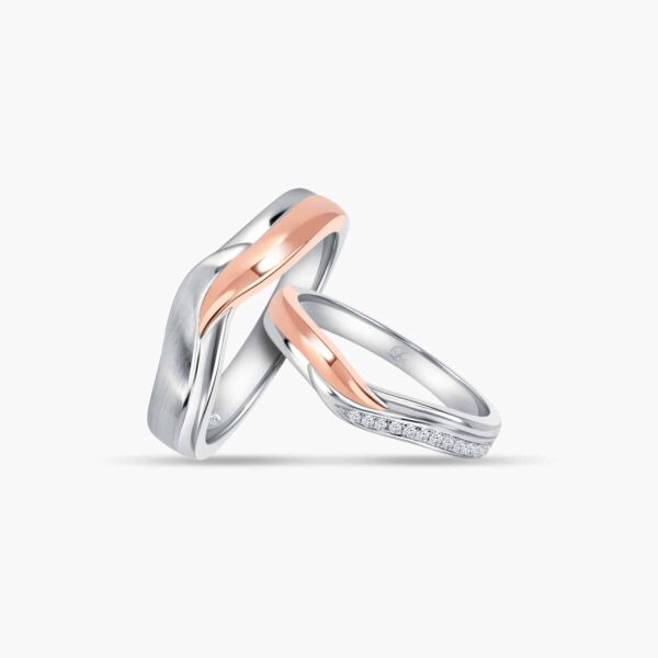 LVC PERFECTION HOPE WEDDING BAND IN WHITE AND ROSE GOLD WITH DIAMONDS a set of wedding bands in white and rose gold with diamonds 钻石 戒指 cincin diamond