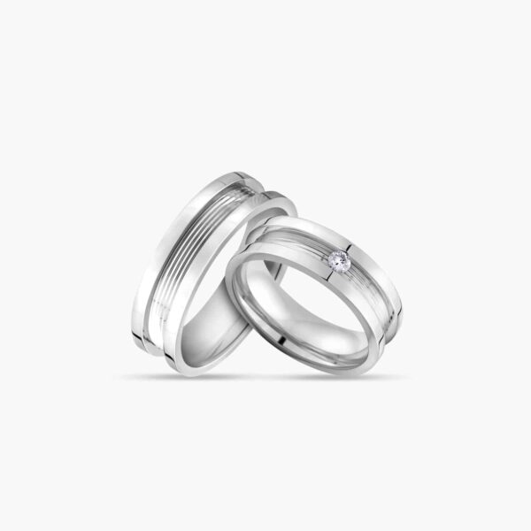 LVC PROMISE PURE WEDDING BAND IN WHITE GOLD a set of white gold engagement wedding ring or wedding bands in white gold with diamond 钻石 戒指 cincin diamond