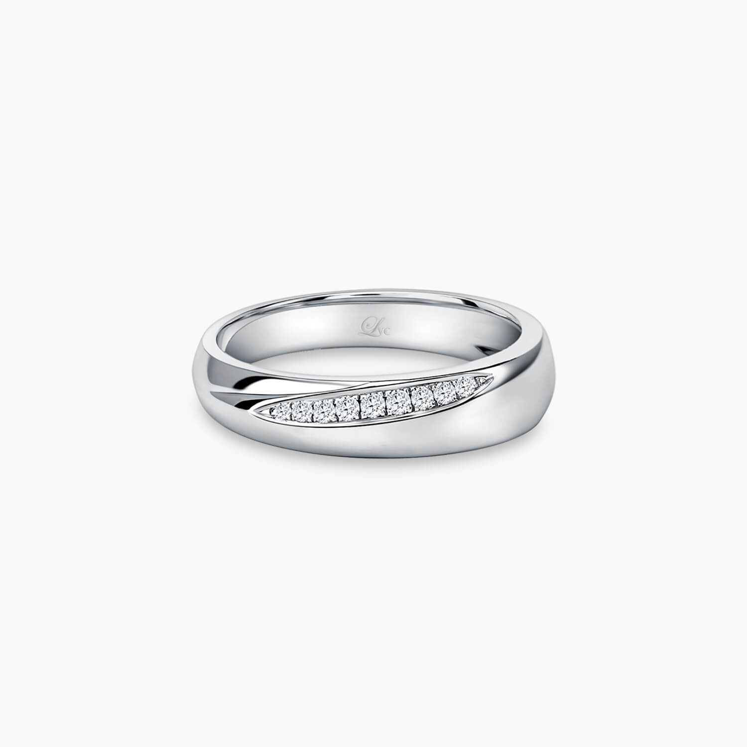 LVC PURETE TRUST WEDDING BAND IN PLATINUM WITH DIAMONDS INLAY a wedding band for women in platinum with approximately 9 diamonds 钻石 戒指 cincin diamond