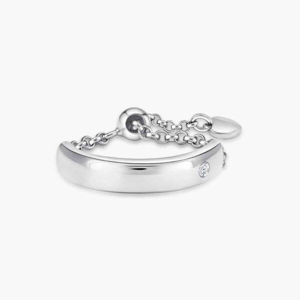 LVC MOI CHIC HEART RING an adjustable sterling silver ring with 1 cubic zirconia stone