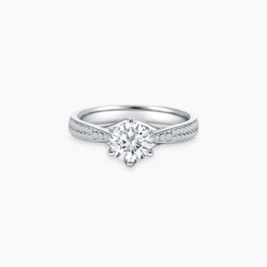 diamond engagement ring made out of mined diamond