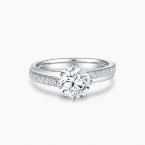 diamond engagement ring with round diamond
